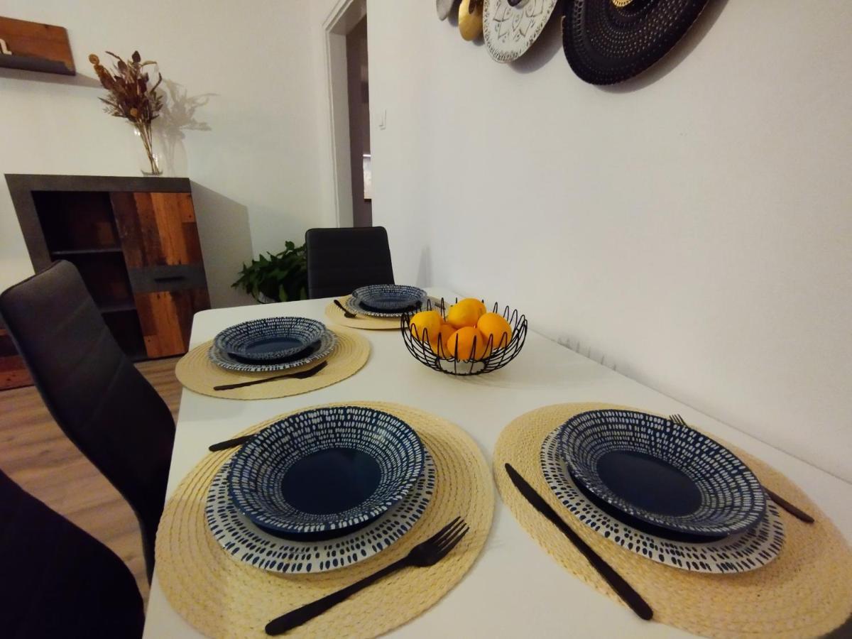 Apartment Ela, Kostrena Rijeka Екстериор снимка