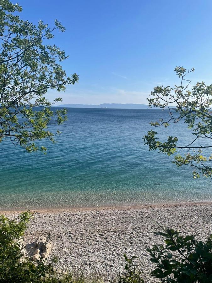 Apartment Ela, Kostrena Rijeka Екстериор снимка