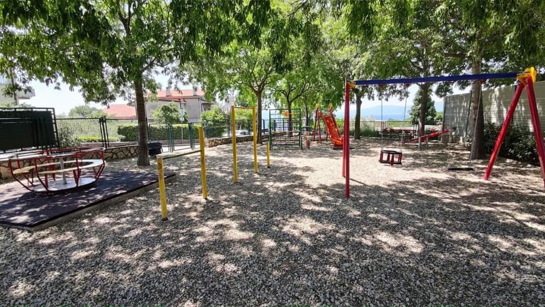 Apartment Ela, Kostrena Rijeka Екстериор снимка